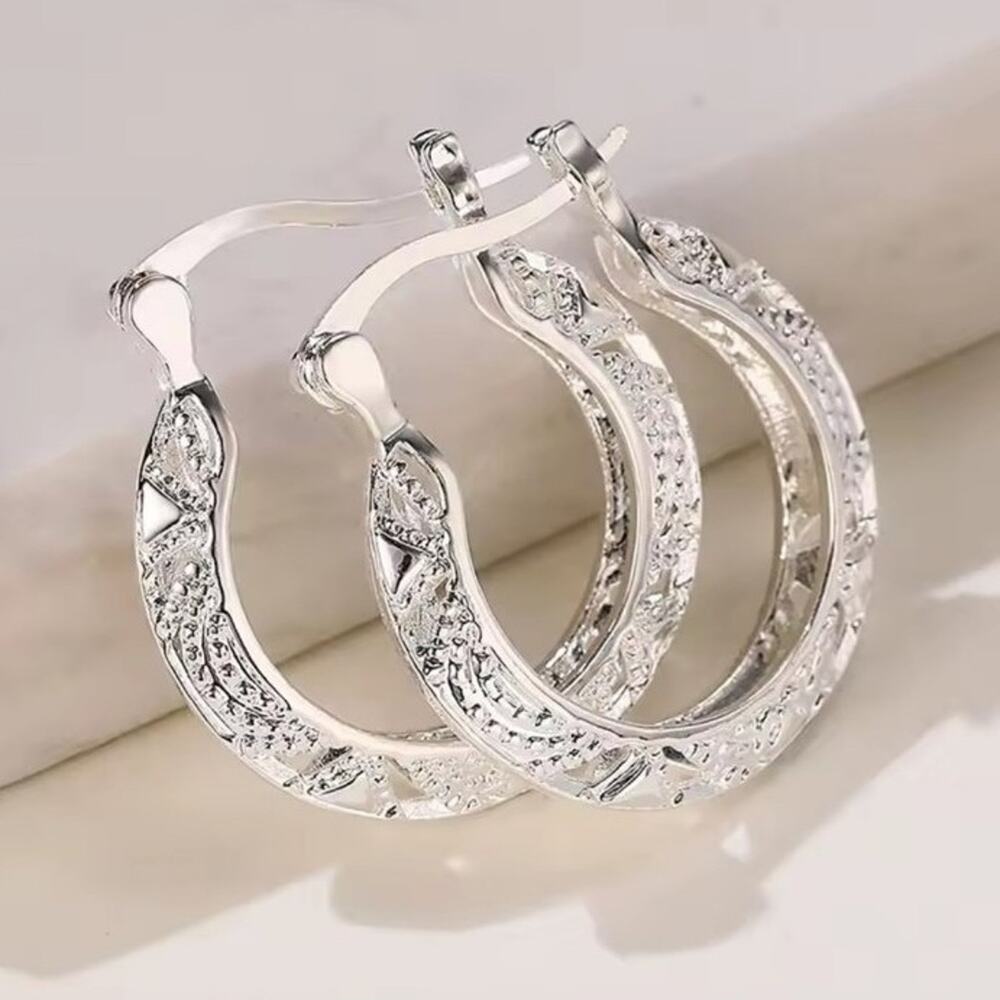 Silver Plated 925 Boho Etched Hoop Earrings 1.25” Lever Back Women's Gift
